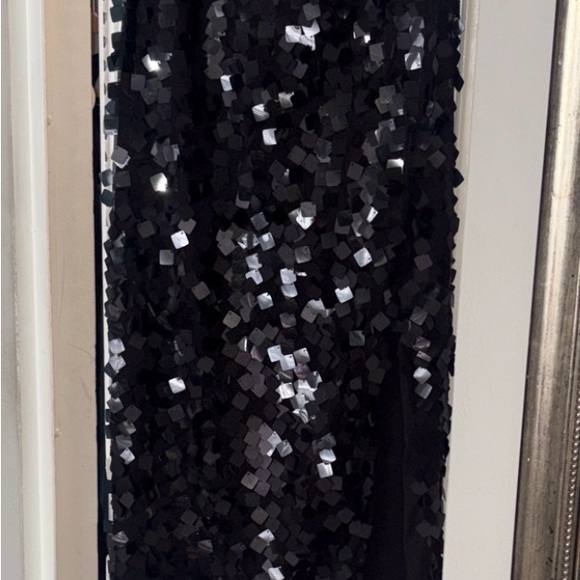 House of Harlow 1960 Elegant Black sequin skirt - Picture 3 of 5